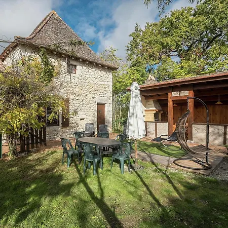 Charming Retreat In Bouniagues Ferienhaus *